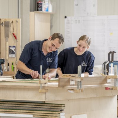 Ausbildung und Karriere bei PEC Interior
